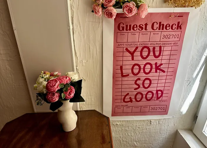 Romantic Room - Balneo - Ciel Etoile - Free Wifi - Netflix - Hyper Centre